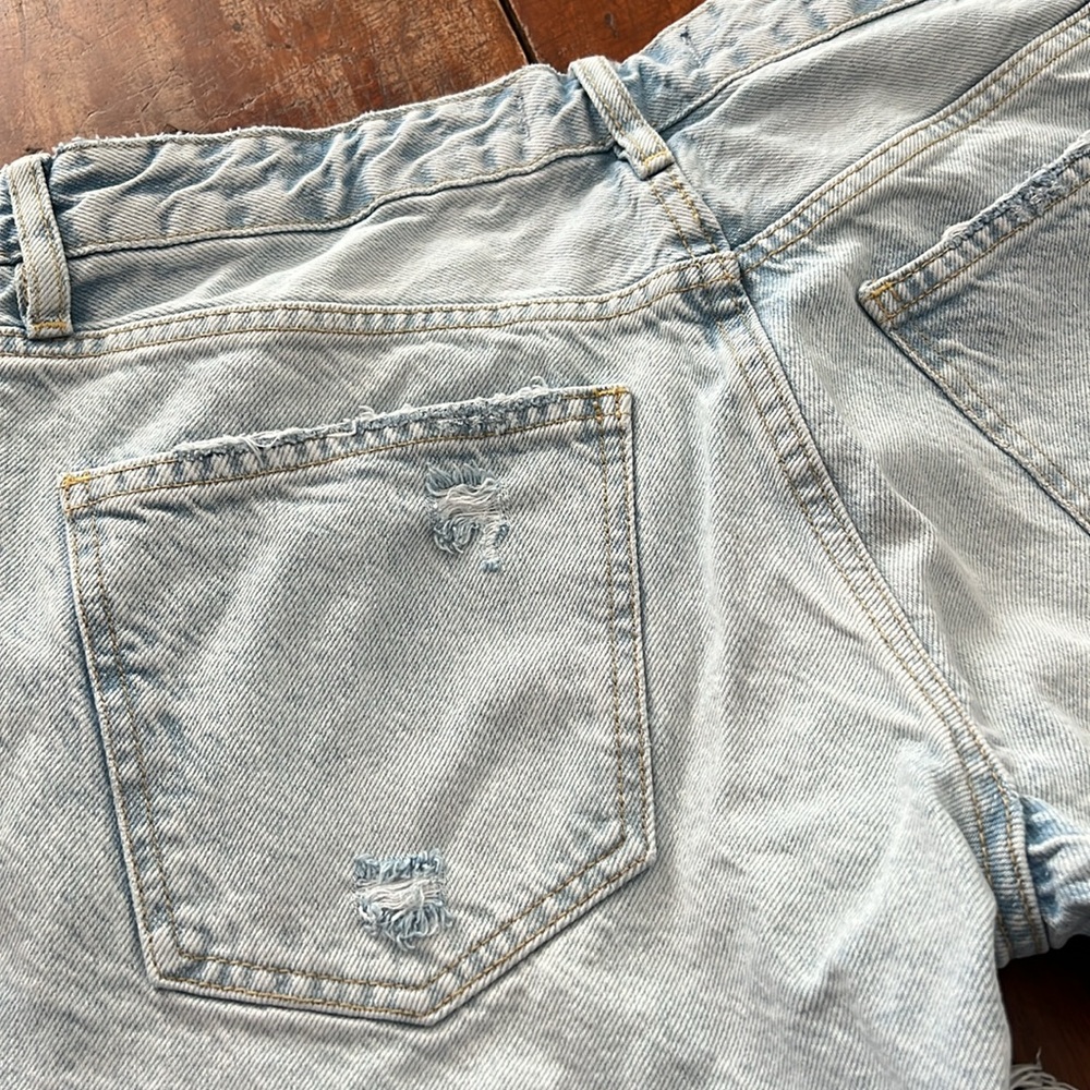 We the Free Free People Twenty-Nine Blue Denim Jeans Pants -  Size 29. Inseam 3” - Picture 6 of 7